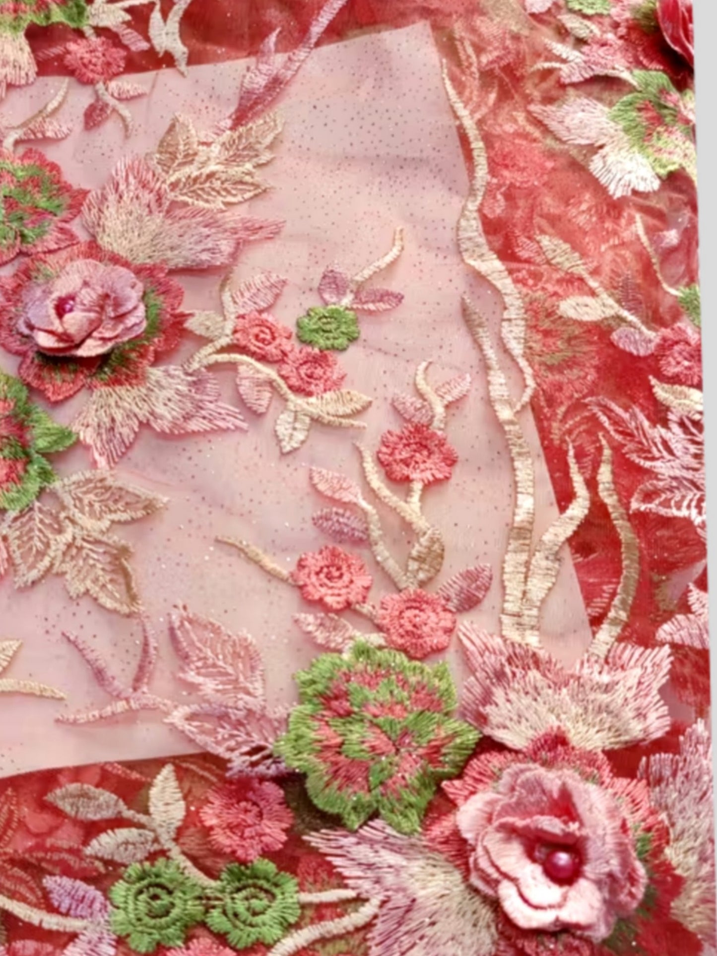 Damen Dirndlschürze Premium-Line "Französische Spitze 3D Blumen Perlen Gold-Glitzer-Mesh