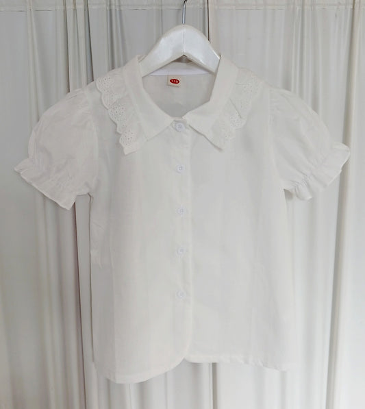 Dirndlbluse Mädchen elfenbein ecrue mit Spitzenkagen