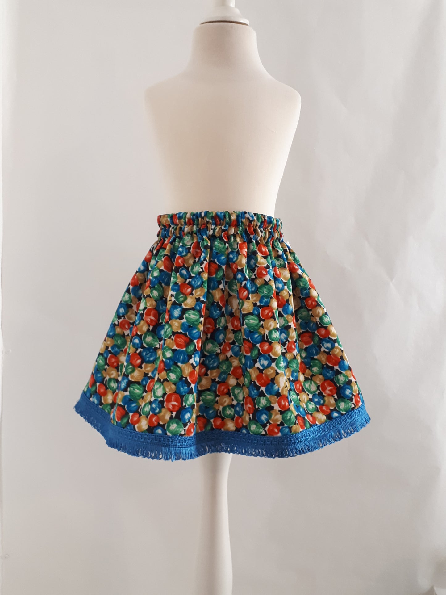 Girls skirt multicolored (size 3-4 years)