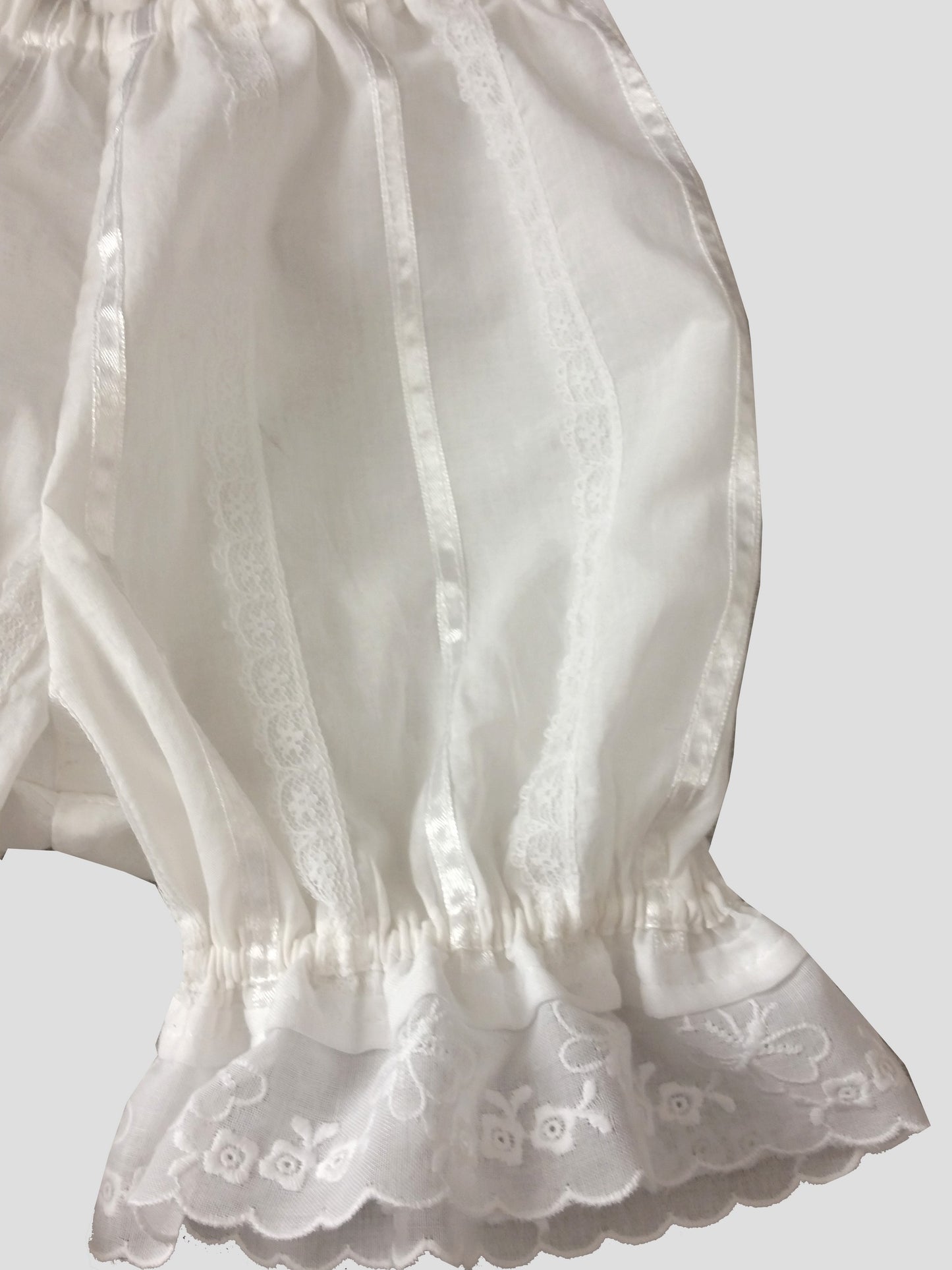 Baby child traditional underpants / bloomers with lace