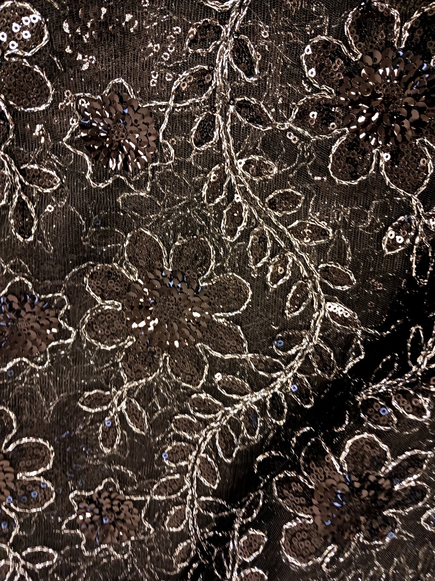 Damen Dirndlschürze Premium-Line "Afrik. Spitze Mesh mit Pailletten" schwarz-silber