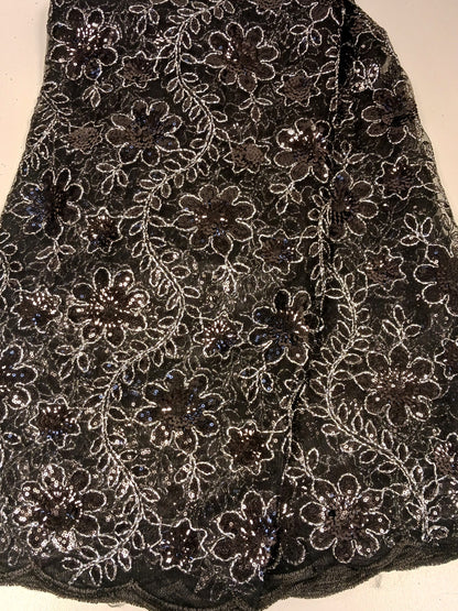 Damen Dirndlschürze Premium-Line "Afrik. Spitze Mesh mit Pailletten" schwarz-silber