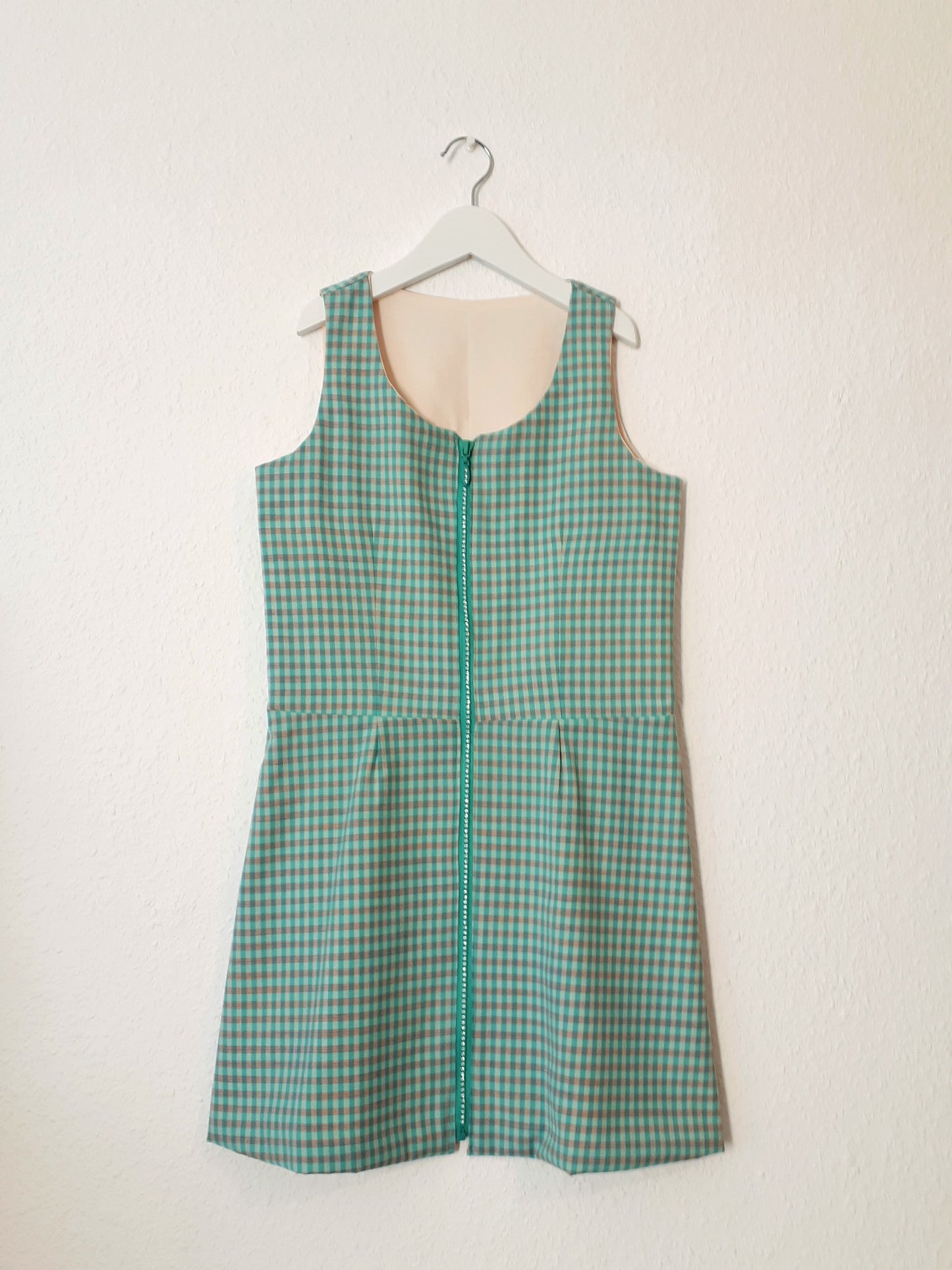 Girls pinafore dress (size 10 years)
