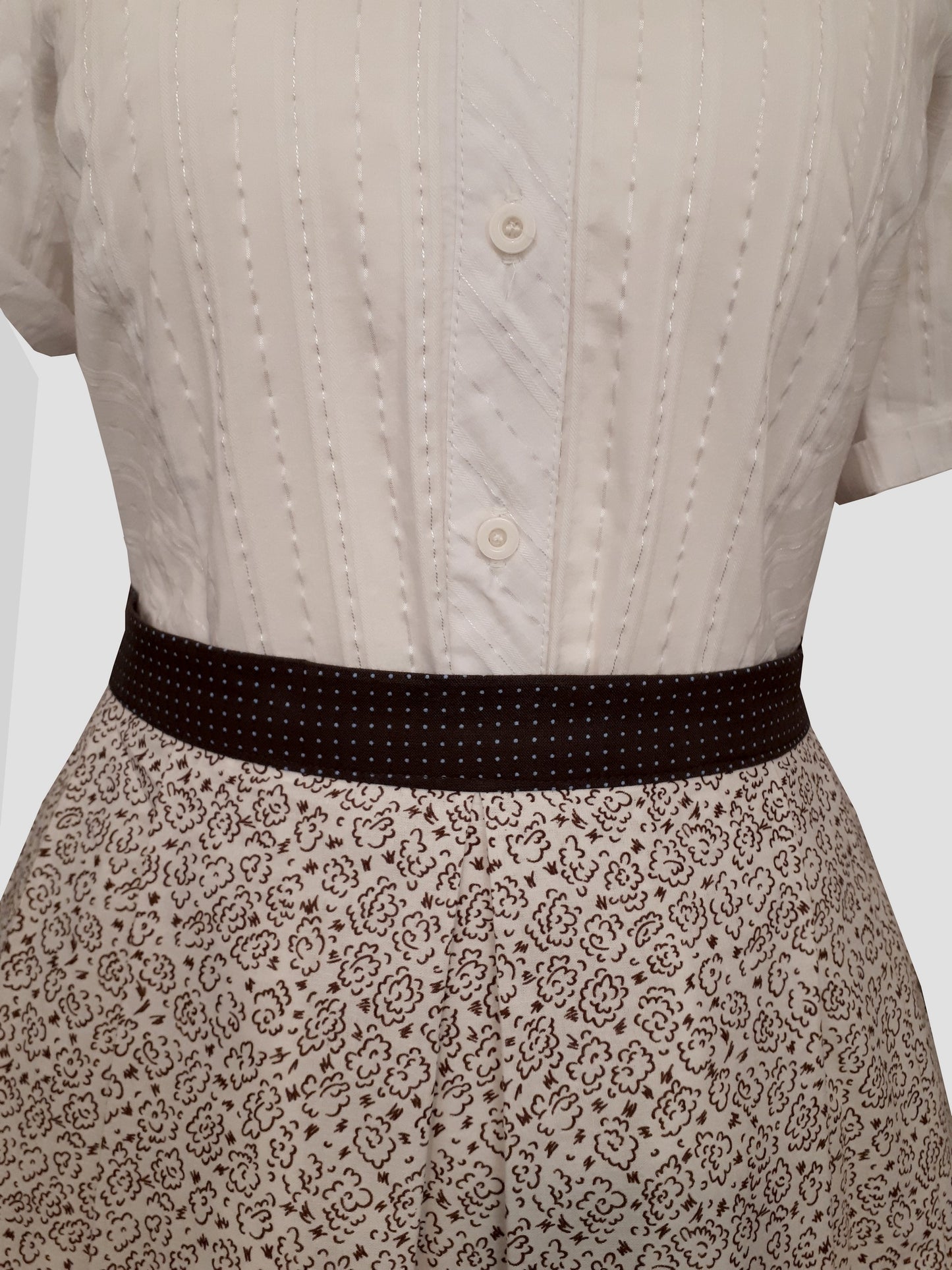 Women's traditional skirt "Babsi" ecrue-brown
